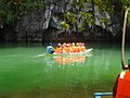 Mga turista palaog sa lungib