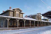 The platforms of Tartu railway station during winter.