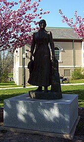 photograph of a statue of Katharine Lee Bates at the Falmouth Public Library