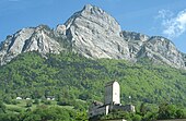 Das Schloss Sargans am Fusse des Gonzen markiert das klimatische Ende des Churer Rheintal