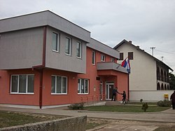 Negoslavci, zgrada općine