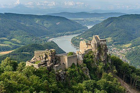 Aggstein Castle, by Uoaei1