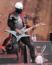 Borland performing with Limp Bizkit at Sonisphere 2011.