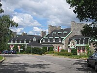 L'Hôtel Le Manoir, reconstruit en 1965