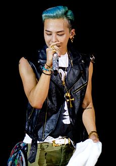 G-Dragon v roku 2012