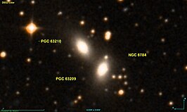 NGC 6784 (rechts)