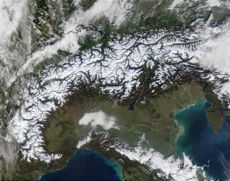 Alpen op 01-12-2002 genomen met Terra-satelliet (bron: NASA)