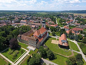 Luftbild Szentgotthárds mit Zisterzienserabtei