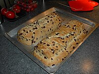 Loaves saka stollen