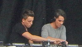 Blasterjaxx op Spring Awakening, Chicago, 2014 Thom Jongkind links, Idir Makhlaf rechts