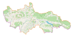 Mapa konturowa powiatu nowotarskiego, po prawej nieco na dole znajduje się punkt z opisem „Zamek Dunajec”