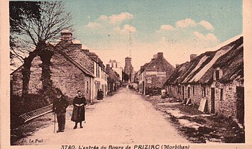 La rue de l'église et ses chaumières.