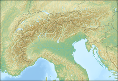 Mapa konturowa Alp, blisko prawej krawędzi u góry znajduje się czarny trójkącik z opisem „Schneeberg”