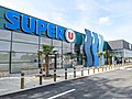 Un supermarché Super U à Cozes