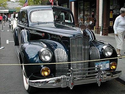 Packard Custom Super Eight One-Eighty 1941, Sedan Formal