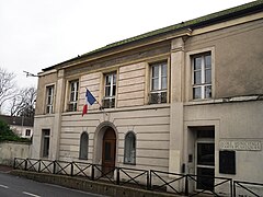 L’ancienne mairie, aujourd’hui musée Davout.