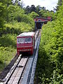 Ein Wagen vor 2009 an der Bergstation