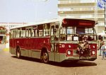 De eerste donkerrode standaarstadsdbus van de GVB (Amsterdam) bus 301, bouwjaar 1966.