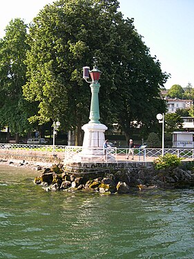 Petit phare d'Évian.