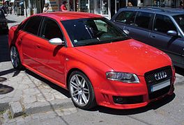 Audi RS4 (B7)