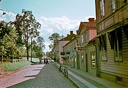 Brahegatan i Gränna sydpå, 1945