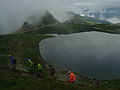 Plan d'eau entre le télèsiège de Quilis (2 363 m) et la roche de Mio (2 681 m)