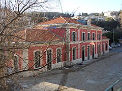 L'ancien bâtiment voyageurs.