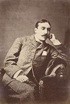 O escritor y novelista portugués José Maria de Eça de Queirós, en una imachen de 1882.