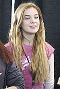 Brighton Sharbino interprète Lizzie Samuels