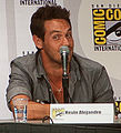 Kevin Alejandro interpreta Sebastian Blood.