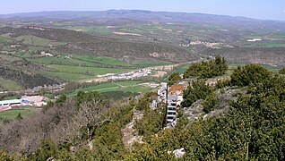 Arrivée du sentier des échelles au sommet du Combalou.