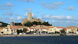 Historical city centre with the ruin of the Barberousse tower