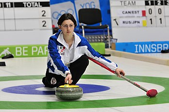 Concurrente italienne de curling aux Jeux olympiques de la jeunesse d'hiver de 2012, à Innsbruck. (définition réelle 4 288 × 2 848)