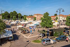 Piazza Marconi, terza