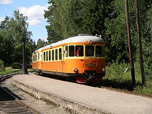 Rälsbussen SJ YBo5p 809 vid Marielunds station, Upsala–Lenna Jernväg, 2008