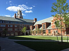 Benjamin Franklin College courtyard