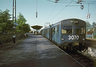 X1-tåg på Nynäshamn 1975.