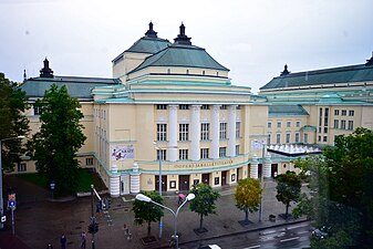 Estonia-teatteri, Tallinna, Viro (yhdessä Armas Lindgrenin kanssa), 1913.