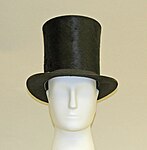 Top hat MET 1990.41a