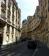 ポルト＝ドーフィヌ地区バンジャマン＝ゴダール通り (Rue Benjamin-Godard)