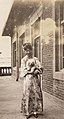 Empress Consort Wanrong on the balcony of the Zhang Garden mansion