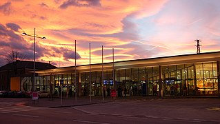 Außenansicht des Wiener Neustädter Hauptbahnhofs