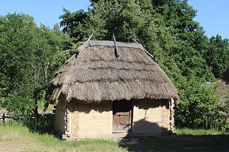 Комора з села Медведівці Мукачівського району Закарпатської області (Київ, Пирогів)