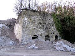 Anciens four à chaux d'Engihoul, Engis (Liège).