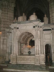 Tombeau de François Ier et de Claude de France à la basilique de Saint-Denis, France.