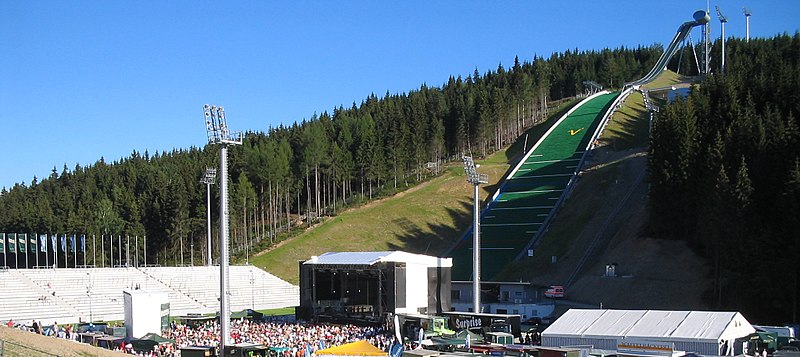 Datei:Vogtlandarena.jpg