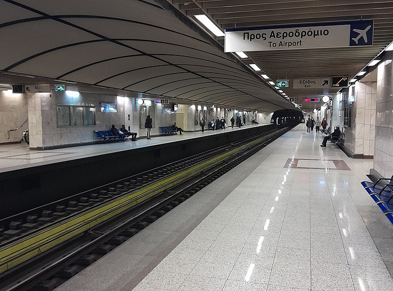 File:Megaro Moussikis metro platforms.jpg