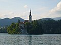 Bled (Lacul Bled, insula “Blejski Otok” cu biserica Sf.Maria)