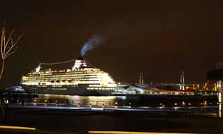 Foto, materiell, befreit, Landschaft, Bild, hat Foto auf Lager,Luxurises Passagierpassagierschiff Asuka IIE, Das Meer, Schiff, groer Pier, Yokohama