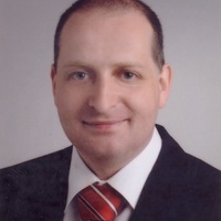 Michael E . Habicht